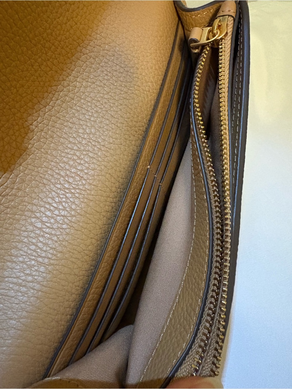 Tory Burch Caramel Britten Pebble Leather Chain Wallet - Picture 9 of 16